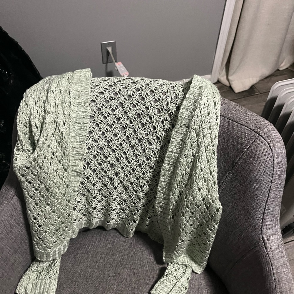 Could chaser crochet cardigan green